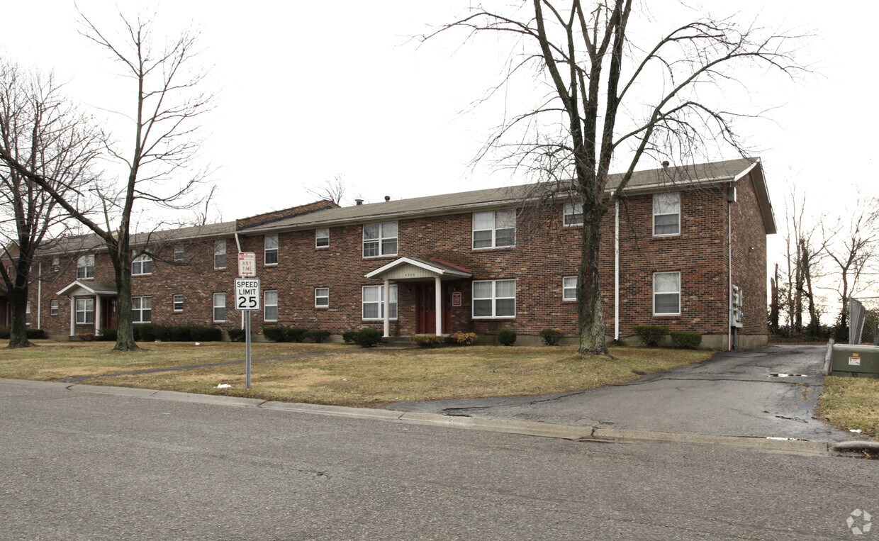 Primary Photo - 4300-4302 Newport Rd