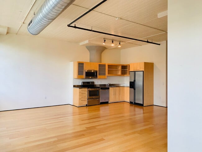 Photo - 1400 NW Irving St Apartment