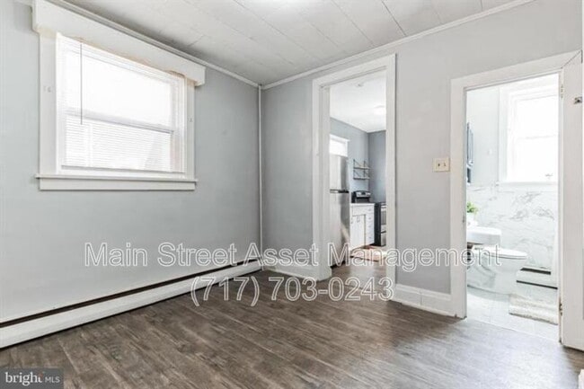 Building Photo - 3443 Derry St