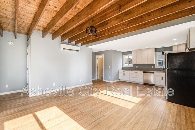 Foto del edificio - 12 New St