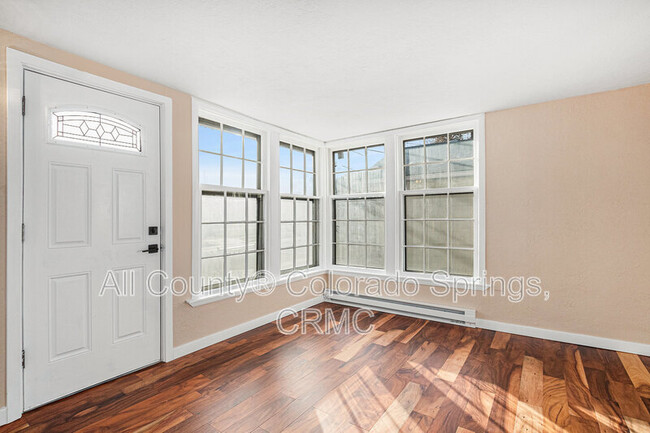 Building Photo - 718 E Cache La Poudre St