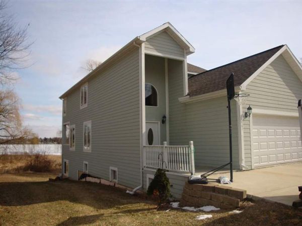 Building Photo - 15507 Outer Dr