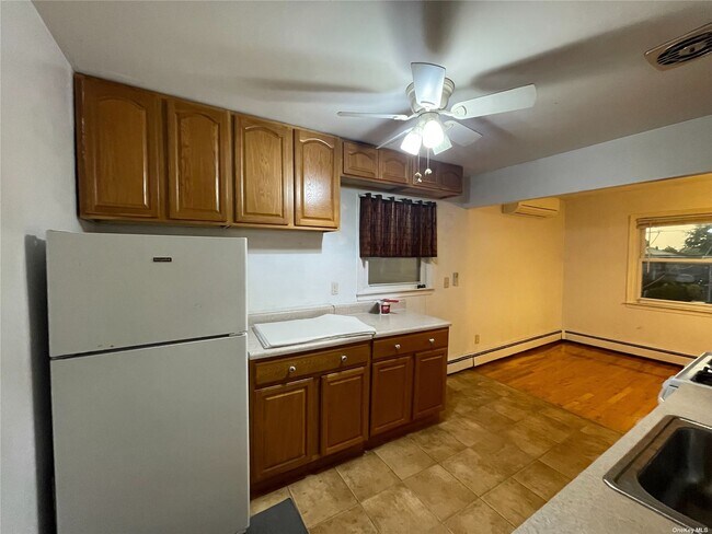 Foto del edificio - 97-16 159th Ave