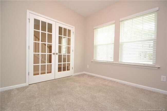 Foto del edificio - 2520 Finkle Grant Dr