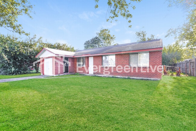 Foto del edificio - 7364 Brandt Pike