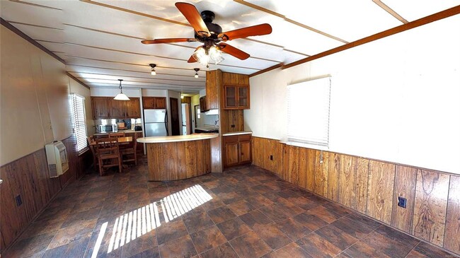 Building Photo - 456 County Rd 4 W