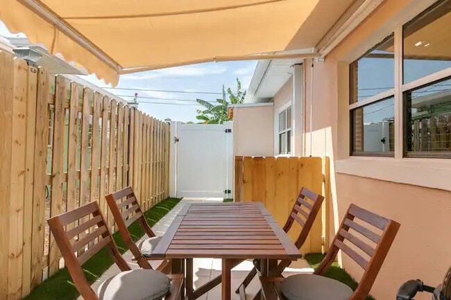 Foto del edificio - 309 Lincoln Ave