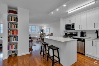Building Photo - 345 E 93rd St
