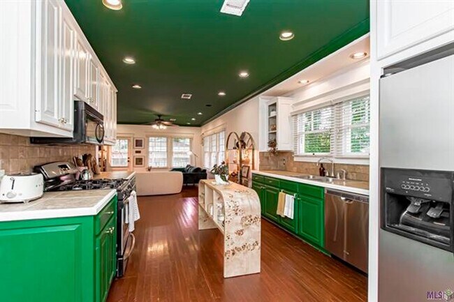 Foto del edificio - 3 Bedroom House in Capital Heights