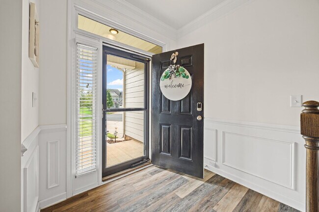 Photo - "Spacious 5-Bedroom Gem in Gastonia with 3... Apartment