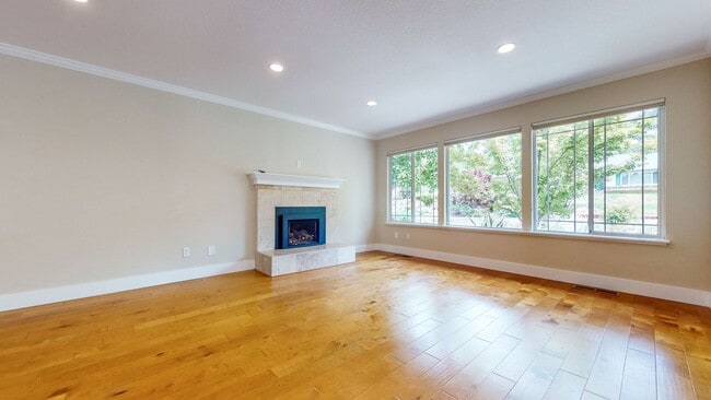 Building Photo - Coming Soon! Beautiful 4 bedroom 3 full ba...