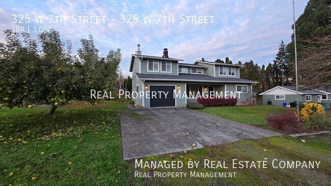 Foto del edificio - 325 W 7th St