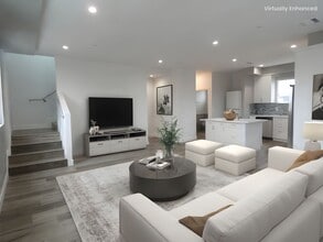 Building Photo - 1628 S La Brea Ave