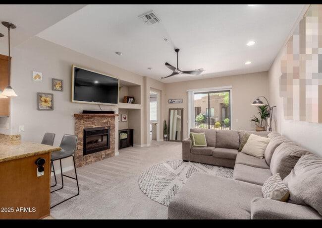 Building Photo - 4241 N Pebble Creek Pky