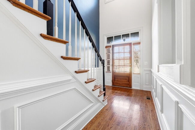 Building Photo - 6961 Fellowship Ln