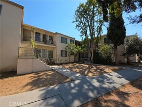 Building Photo - 575 Levering Ave