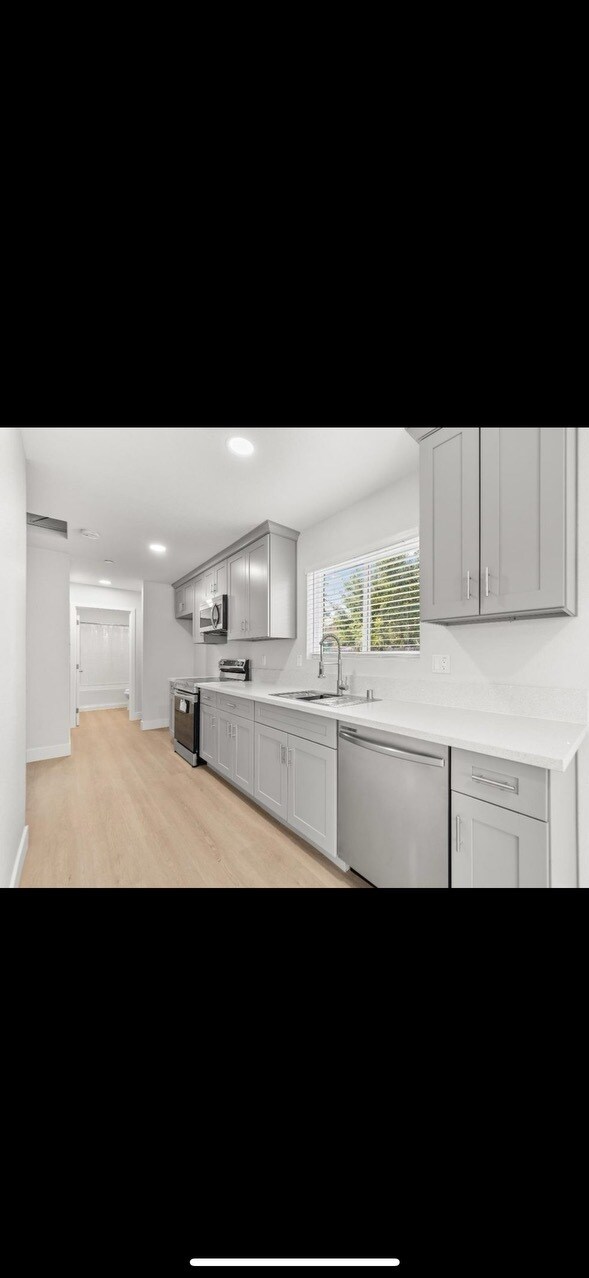 Foto del edificio - 1136 Grand Ave