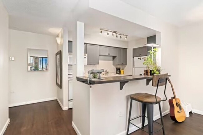 Foto del edificio - 2 Bedroom Condo in Denver
