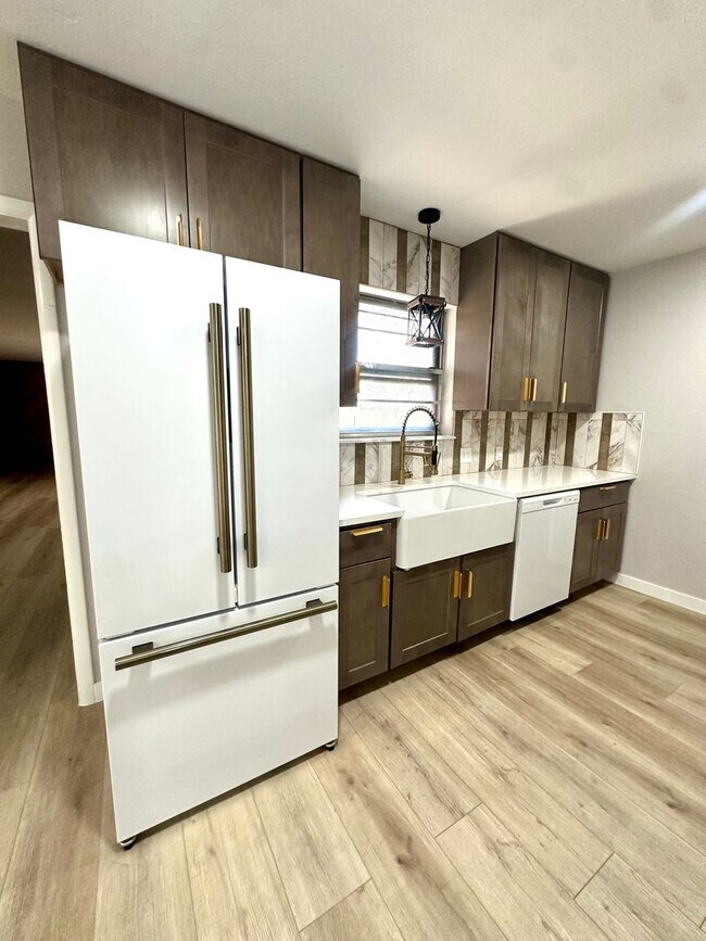 Foto del edificio - Remodeled to Gorgeous!