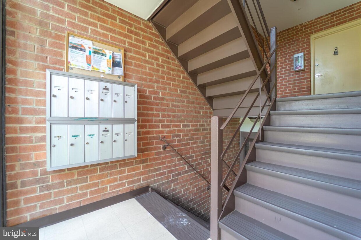 Foto principal - 7980 Audubon Ave