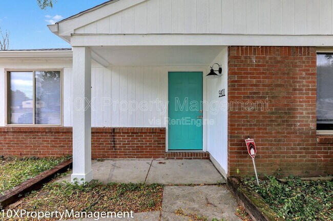 Foto del edificio - 5401 Adderley Ave