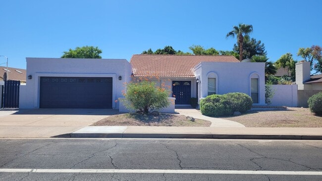 Nice Three Bedroom Home in Mesa With a Pool - Nice Three Bedroom Home in Mesa With a Pool