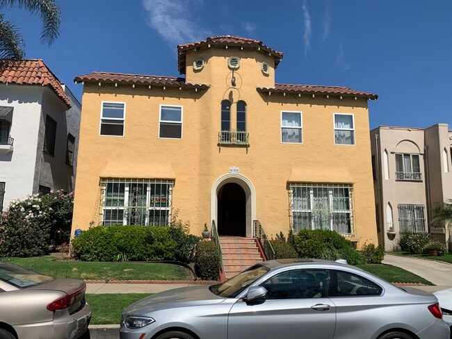 Building Photo - 454 N Ogden Dr