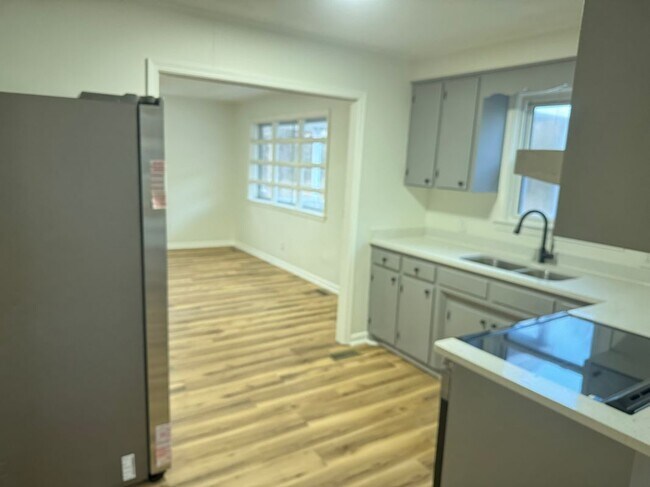 Foto del edificio - 261 oak circle