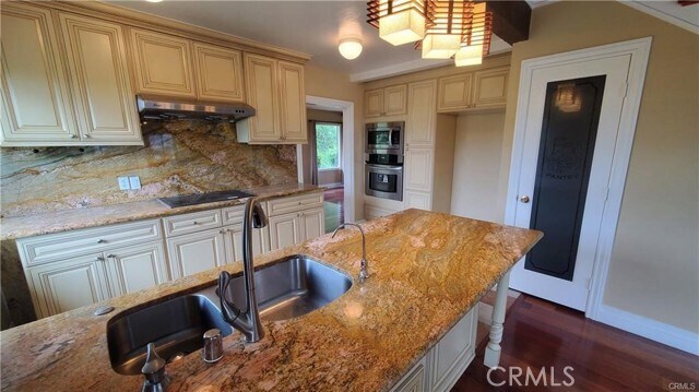 Foto del edificio - 2721 Broken Feather Ln