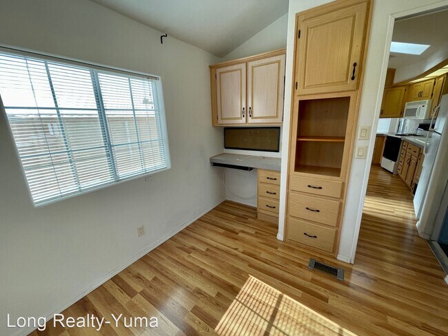 Foto del edificio - 1 br, 1 bath House - 12571 E. 45th Ln