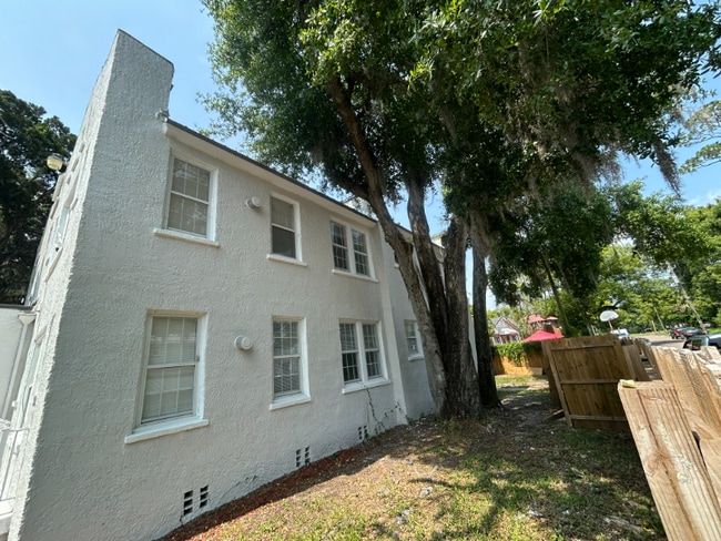 Building Photo - 3524 Boulevard St
