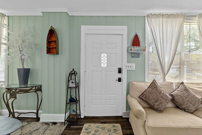 Foto del edificio - 6 Rohde Ave