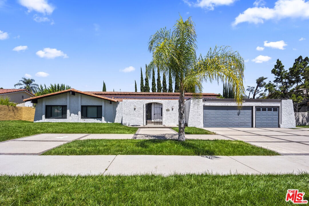 Primary Photo - 9724 Bothwell Rd