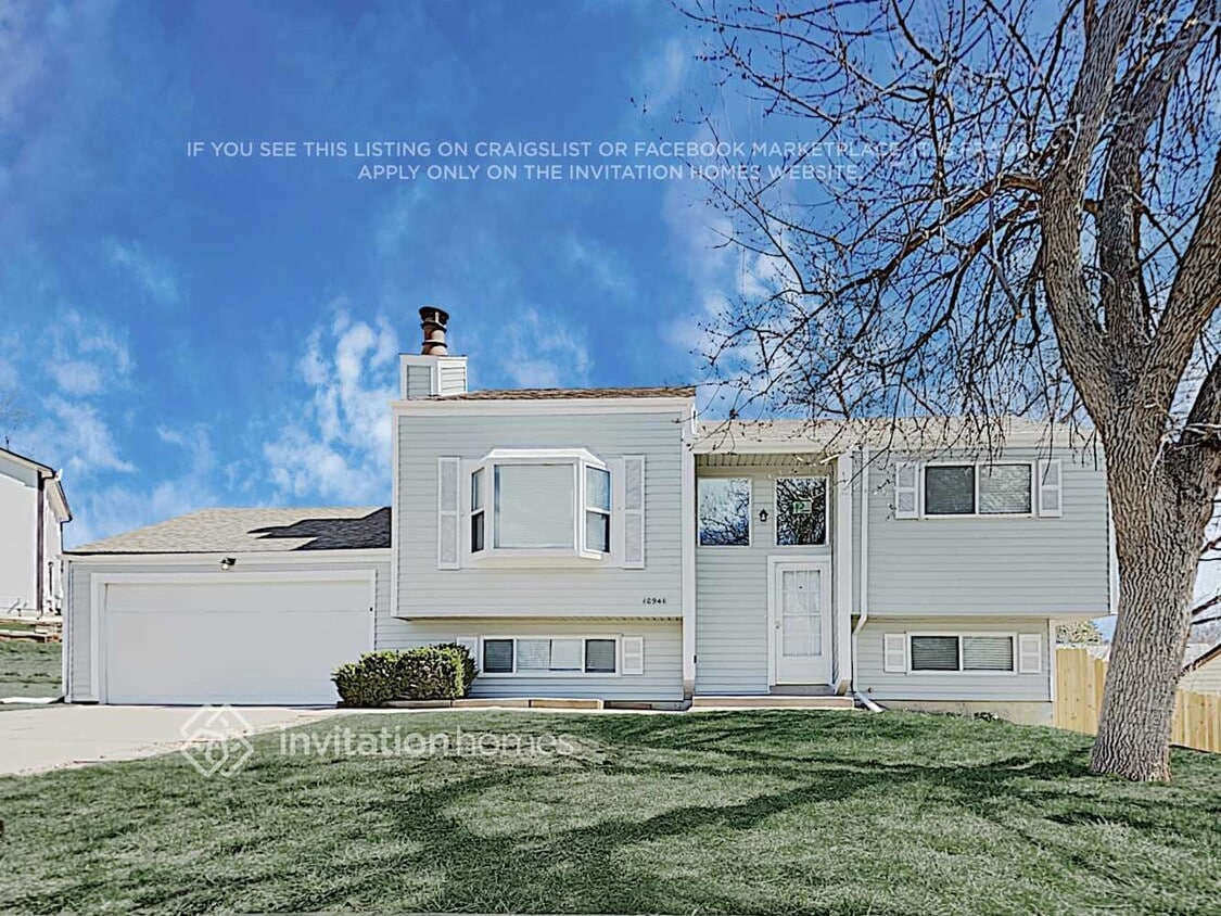 Primary Photo - 10941 Albion Dr
