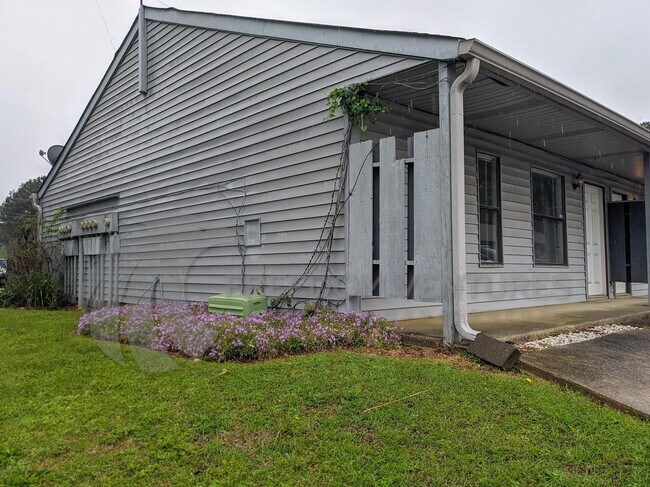 Foto del edificio - 2300 Grayson Valley Dr