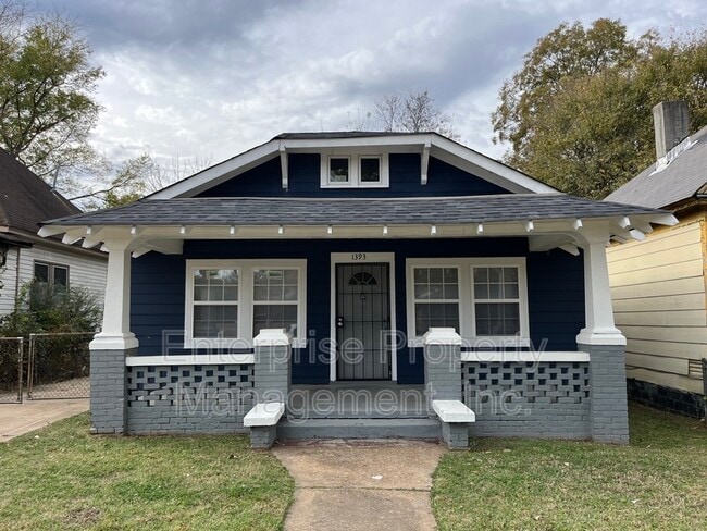 Photo - 1393 McMillan St House