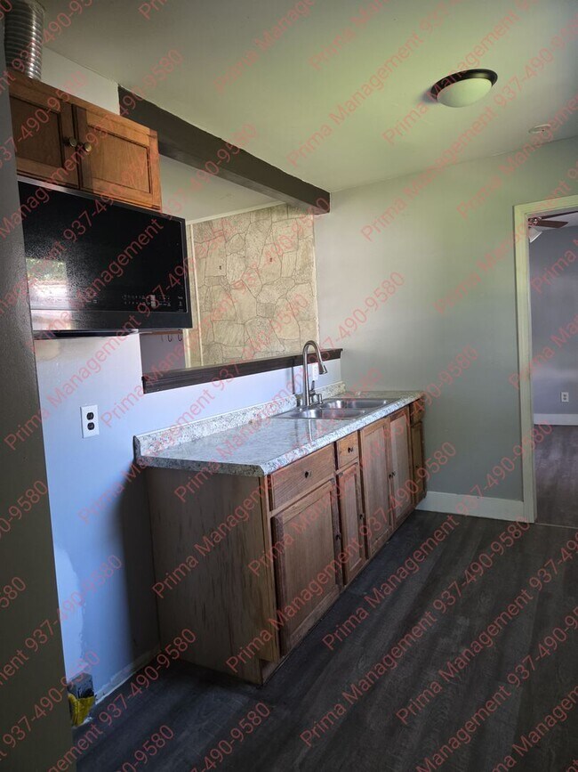 Foto del edificio - 5142 Bower Ave