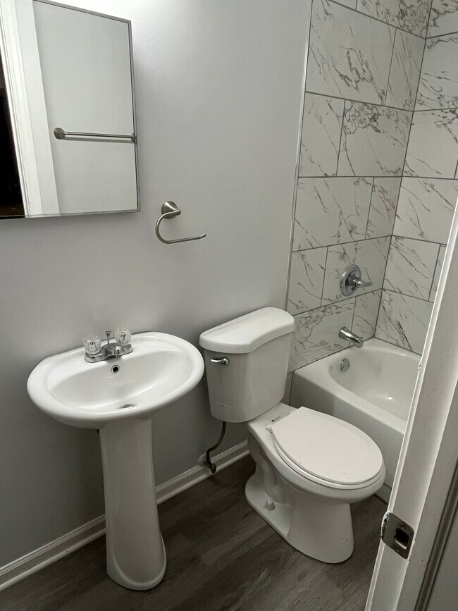 Bathroom - 2519 Lewis St