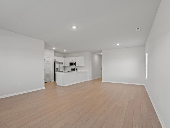 Building Photo - 137 Havner Dr