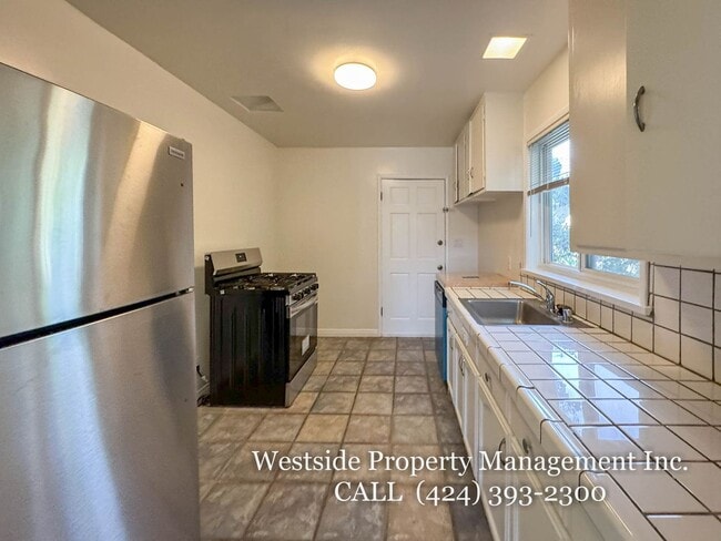 Foto del edificio - 2301 Oak St