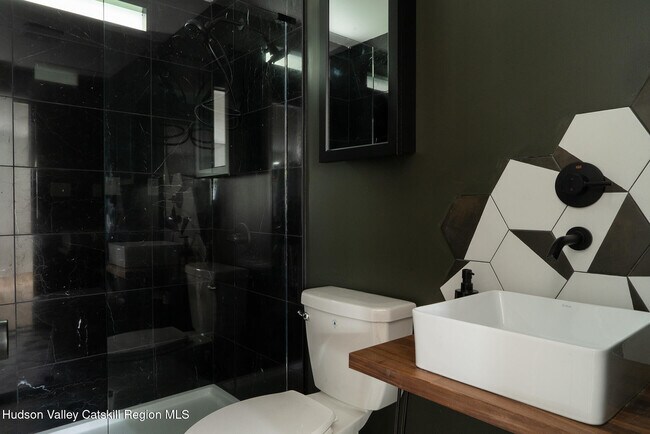 Building Photo - 78 2nd St