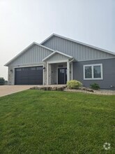 Building Photo - 223 Westmorland Dr