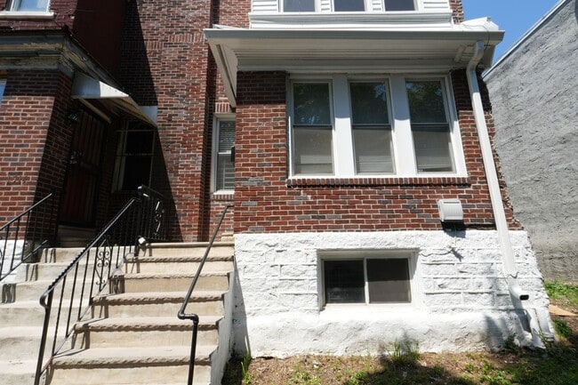 Photo - Move-In Ready 3BR/1BA South Philly Rowhome with In-Unit Laundry — 2 or 3BR Housing Choice Voucher...