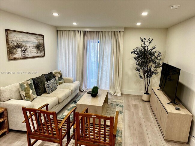 Foto del edificio - 400 Kings Point Dr