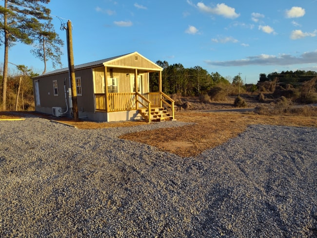 Building Photo - 35 Co Rd 911