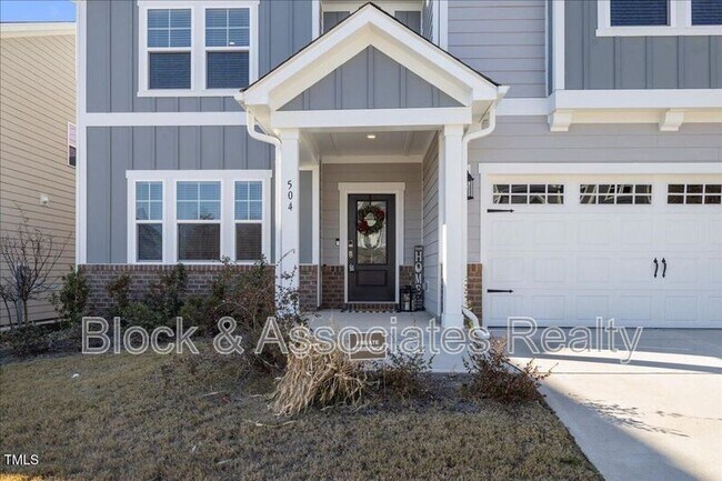 Building Photo - 504 Morning Glade St