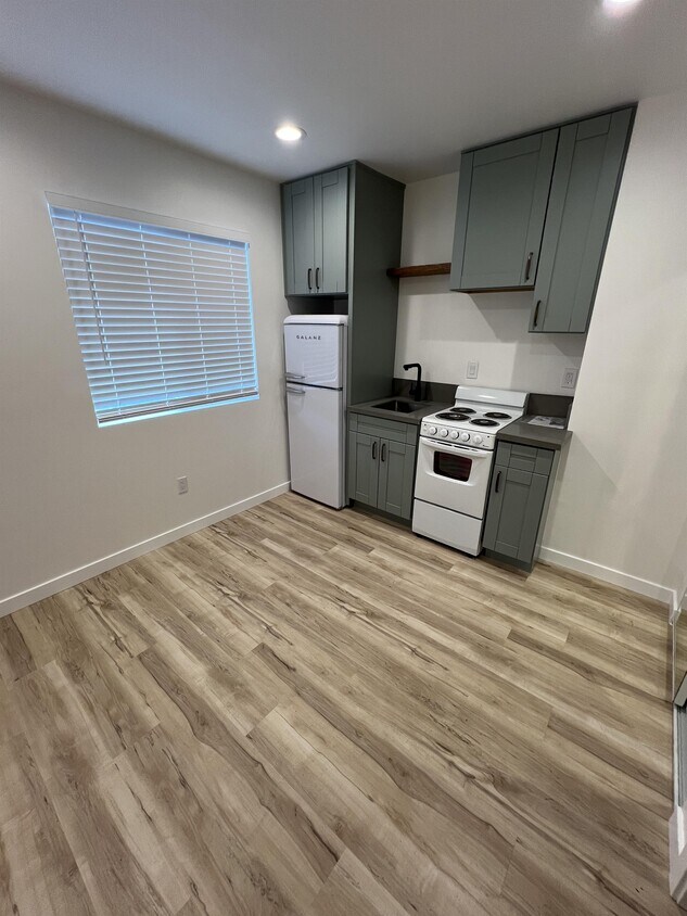 6 Apartments under 2,000 for Rent in Mission Beach, CA Westside Rentals