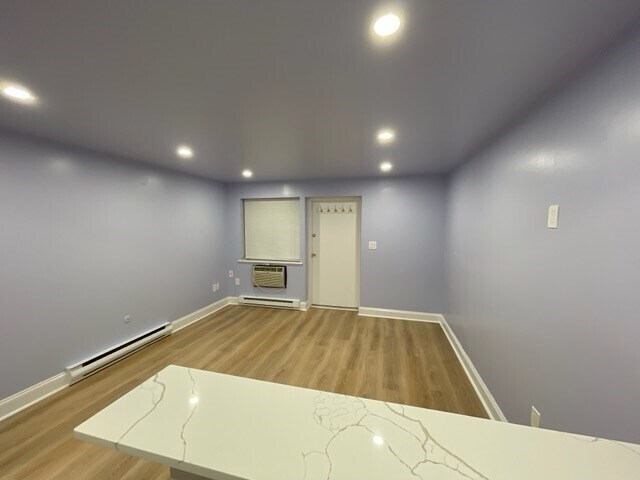 Foto del edificio - 45 Oval Rd