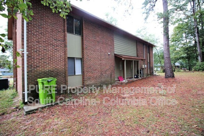 Building Photo - 1682 Horseshoe Dr