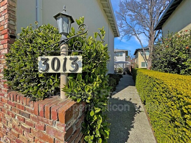 Building Photo - 3013 Magliocco Dr